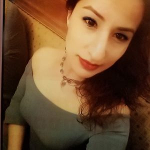 Meet your Posher, Nidia